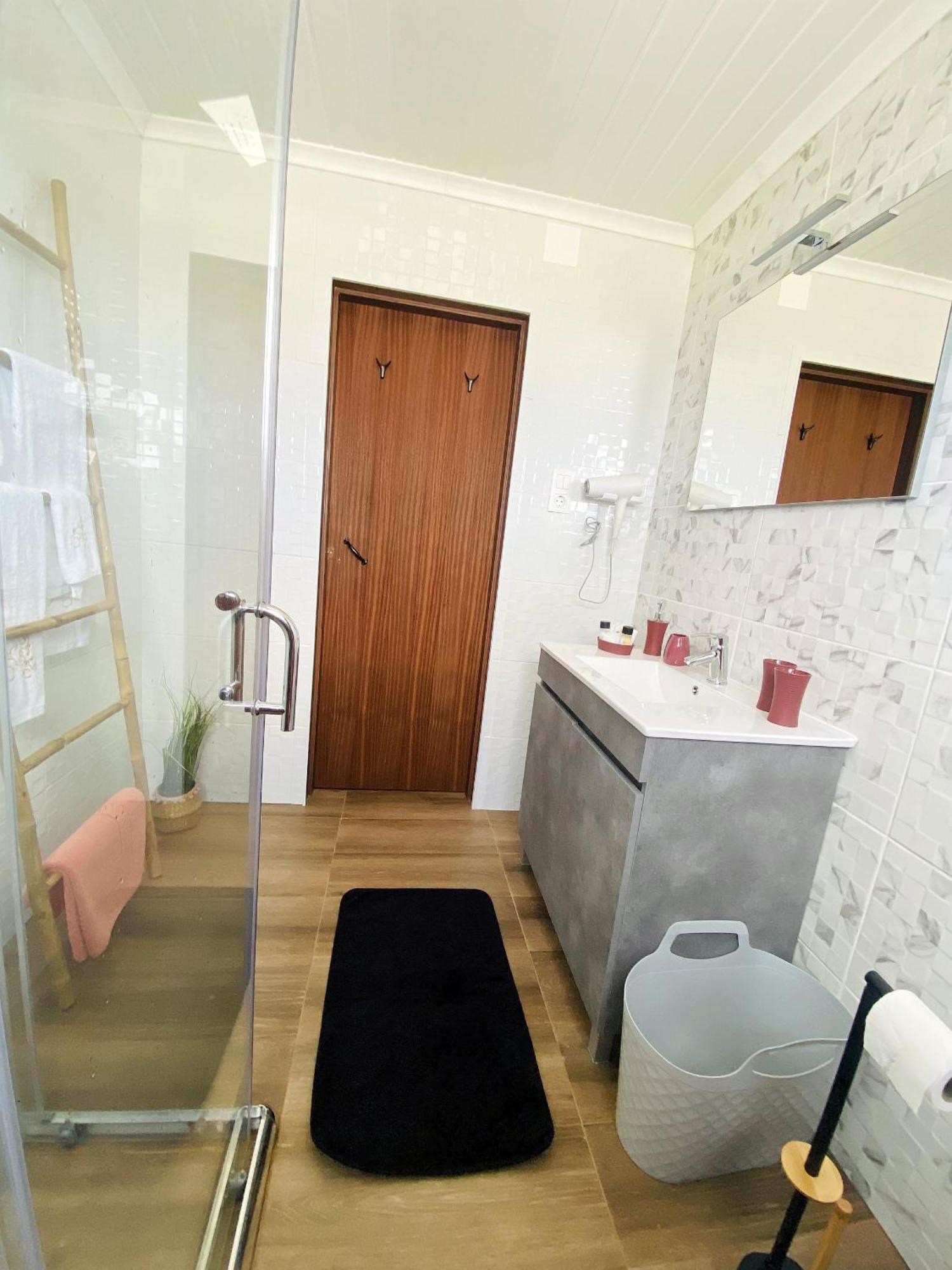 Casa Da Fonte - Alojamento Local Com Jacuzzi Нордешти Экстерьер фото